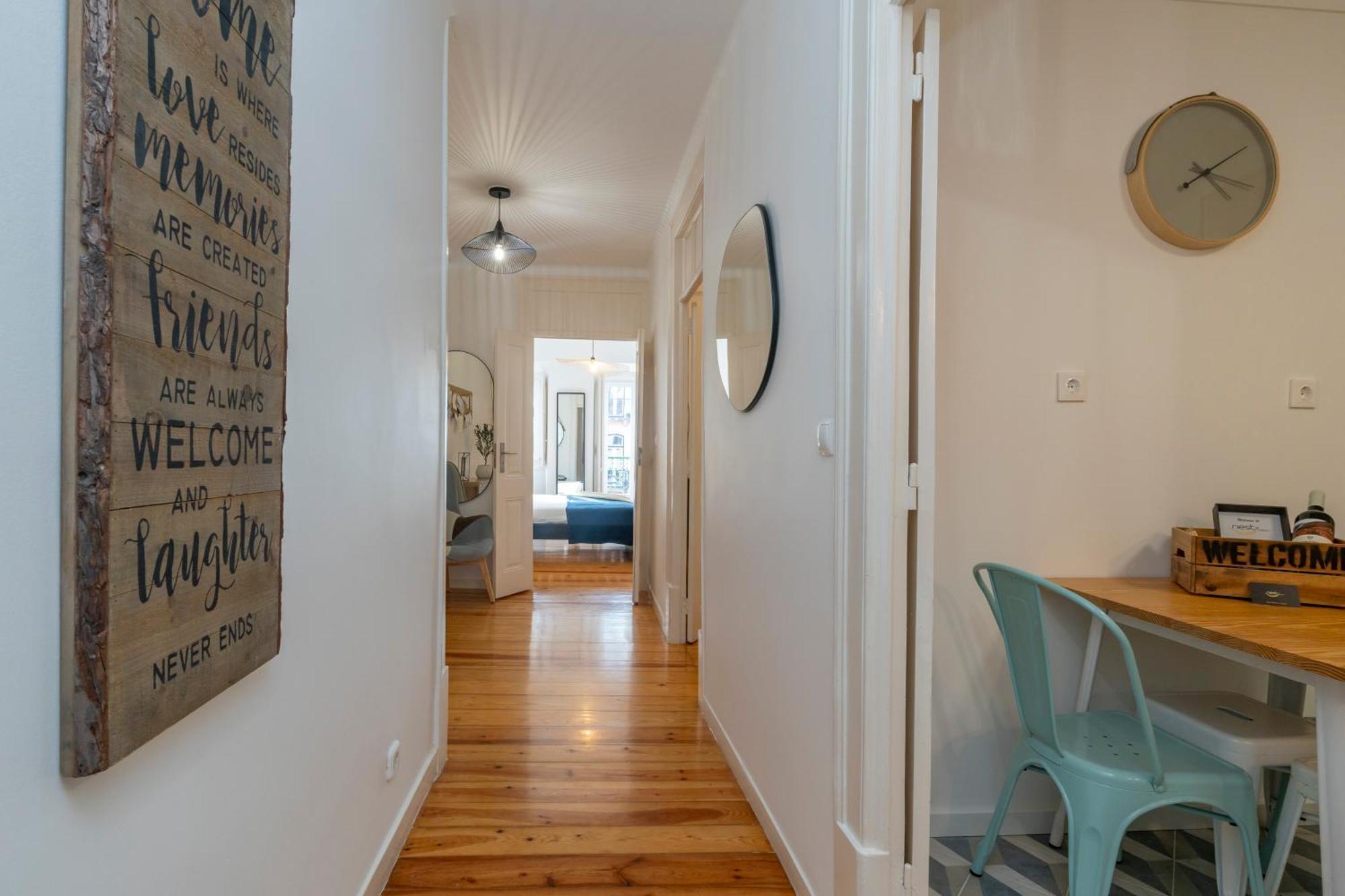 Superb Apartments Overlooking Graca In リスボン 部屋 写真