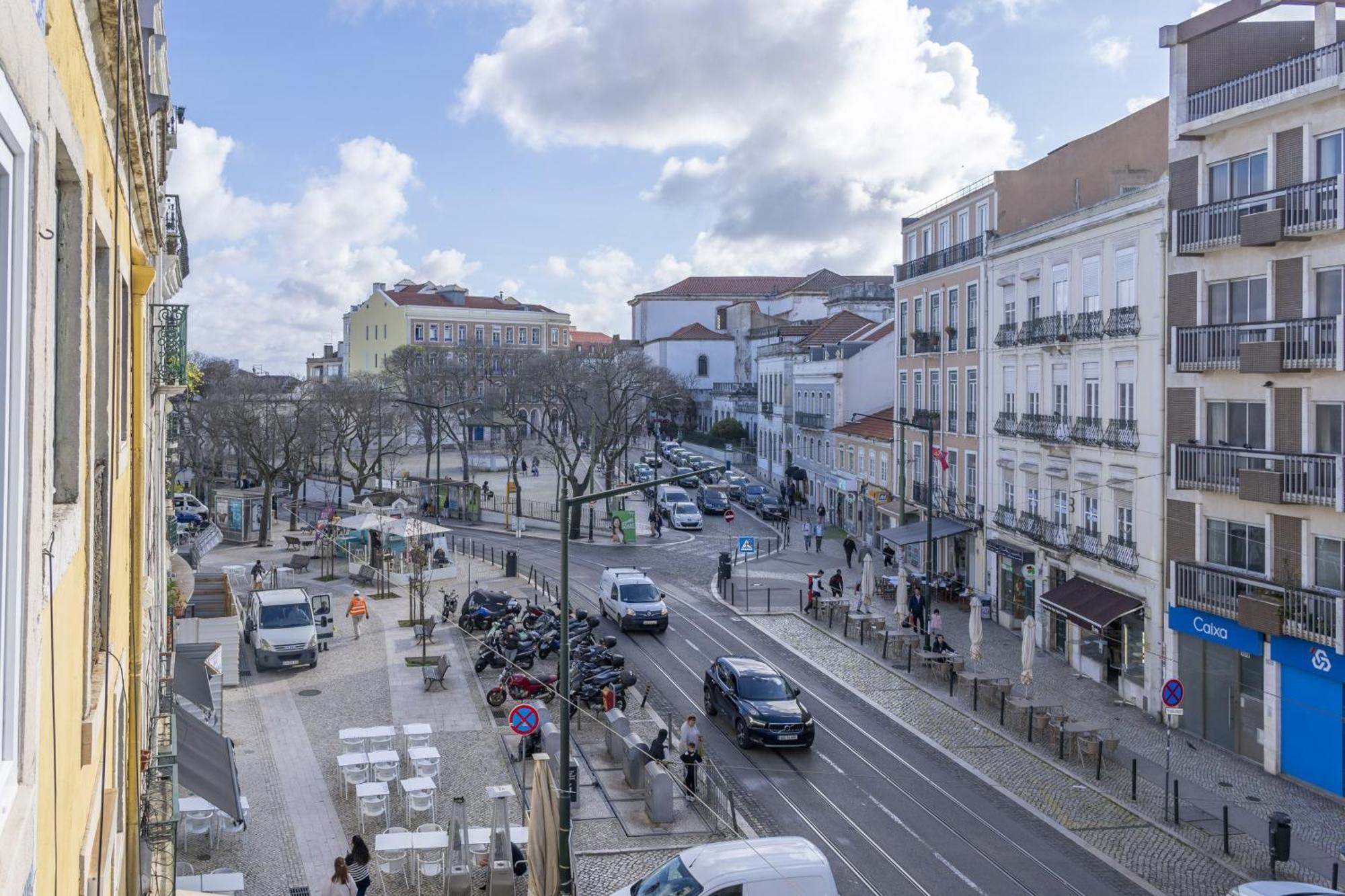 Superb Apartments Overlooking Graca In リスボン 部屋 写真